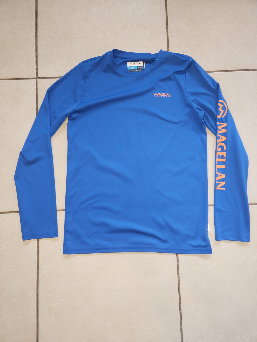 Magellan Outdoors Blue Long Sleeve Rash Guard with Orange Logo Print